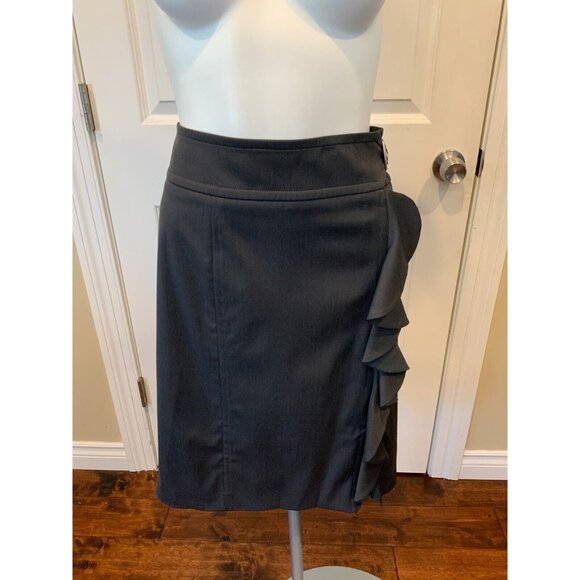 Armani Collezioni Gray Wool A-Line Skirt w/ Ruffle Front, Size 6 (US) 42 (IT) - Picture 2 of 7
